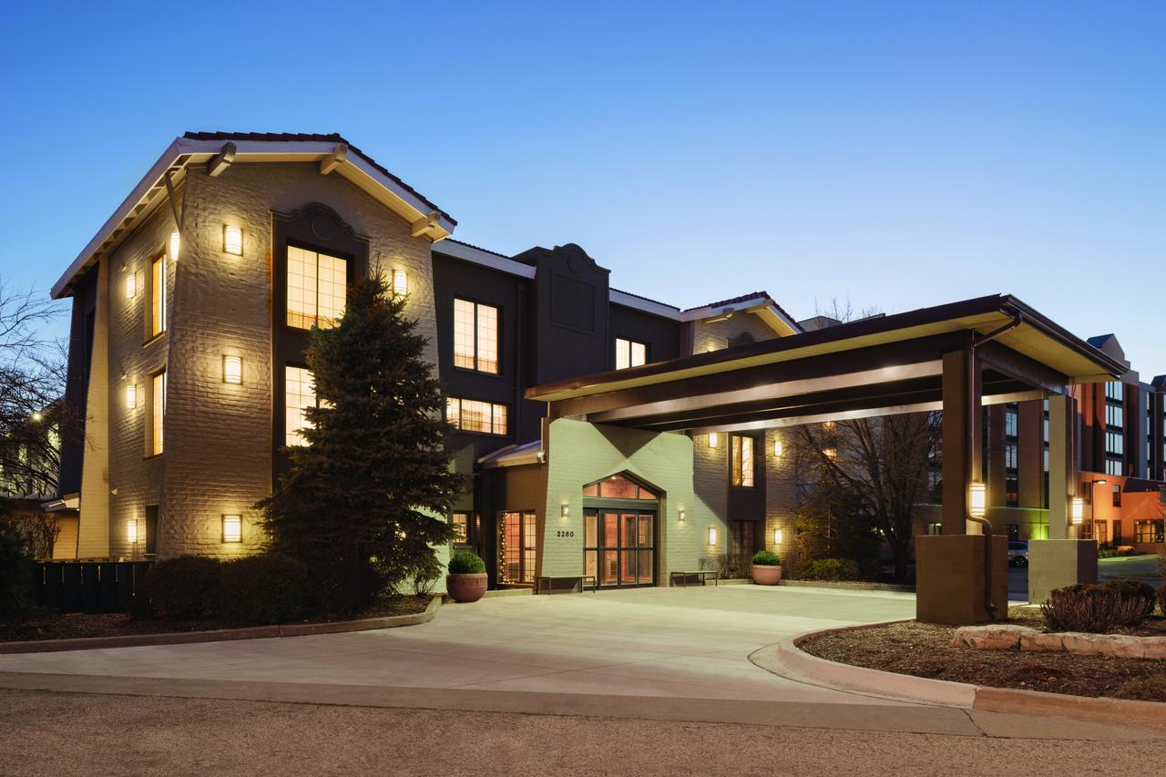 Country Inn & Suites By Radisson, Chicago-Hoffman Hoffman Estates Exterior photo